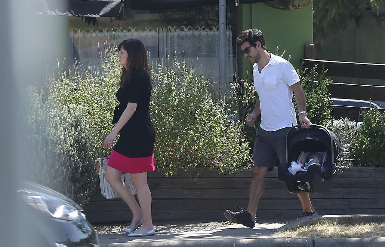 Así la captaron las cámaras en compañía de su esposo, Jacob Pechenik.