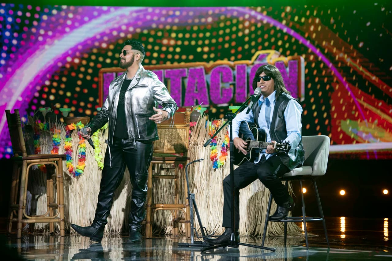 La segunda disciplina que se presentó fue la de imitación. Dos participantes imitando a Maluma y José Feliciano, llegaron a retar a Arath de la Torre.