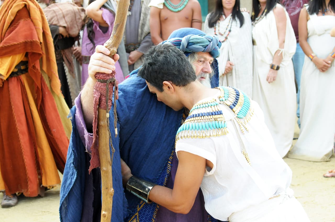 El llanto invadió sus almas, pero eran lágrimas de felicidad.