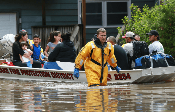 FEMA no dará ayudas a los damnificados por las inundaciones en Illinois