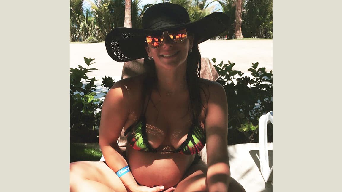 Presumió su hermosa pancita en bikinazo.