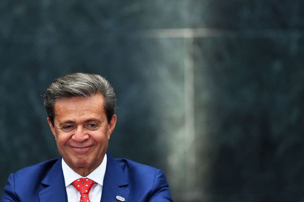 El mexicano 
<b>Carlos Peralta Quintero:</b> Presidente del Grupo IUSA, un conglomerado empresarial integrado por 23 firmas de los sectores de energía, agropecuario, manufactura y automotriz, también tiene una de sus mansiones aquí.