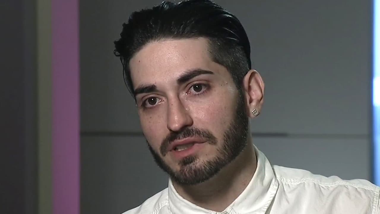 "Estoy 
<b><a href="https://www.univision.com/shows/el-gordo-y-la-flaca/yo-se-mucho-mas-de-lo-que-el-publico-sabe-lili-toco-el-tema-mas-sensible-para-eduardo-yanez-el-de-su-hijo-video">agradecido de que tuve un mal padre</a></b>, sirve como ejemplo perfecto de cómo no ser cuando nazca mi hijo". 
<br>