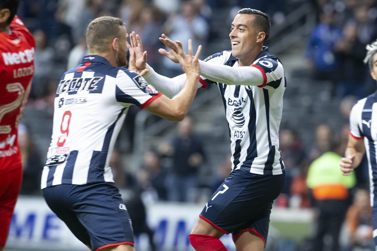 Funes Mori ve buena dupla con Janssen en Monterrey