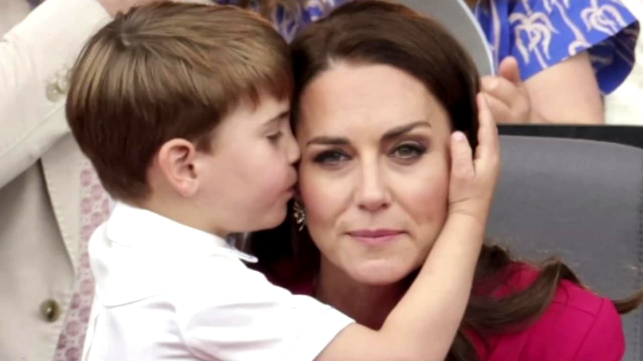 Príncipe Louis se roba el show con sus gestos y ocurrencias al finalizar el Jubileo de Platino de la reina Isabel