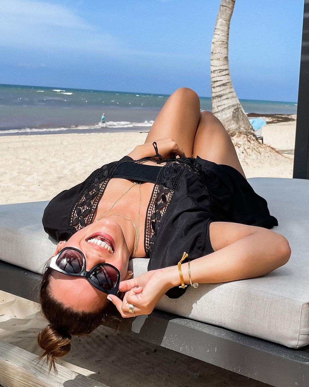 El sol, la arena y el mar los relajaron al máximo y no se detuvieron en demostrarse amor y bromear cada vez que compartían momentos en sus historias de Instagram.