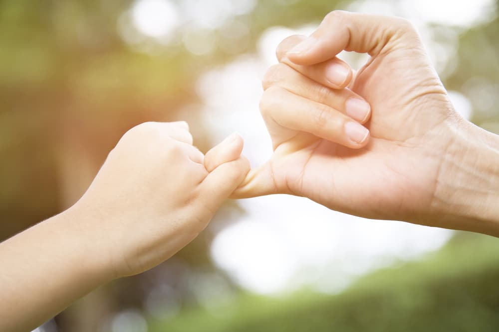 <b>Urano retrógrado y los signos de fuego </b>
<br>
<b>(Aries, Leo y Sagitario)</b>
<br>
<u>Tendencia a incumplir promesas. </u>
<br>Durante este ciclo hay una fuerte propensión a prometer de forma emocional lo cual crea ansiedad, al tratar de cumplir lo que se prometió, o peor aún, no cumplirlo.