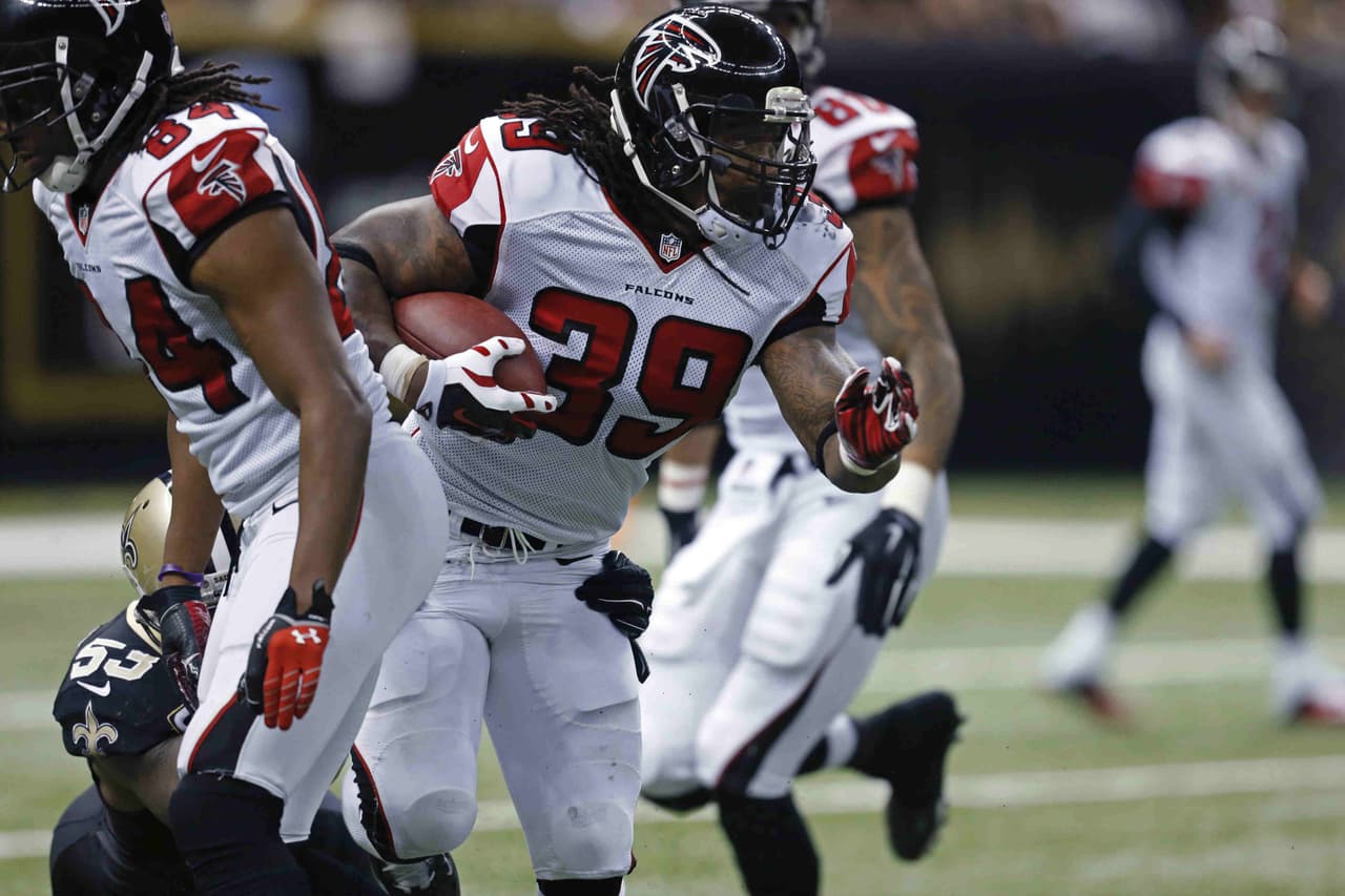 New England Patriots firmaron al veterano corredor Steven Jackson que no ha jugado en 2015