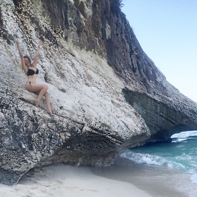 Nos impactó con su sensual figura. ¡Es una preciosura!