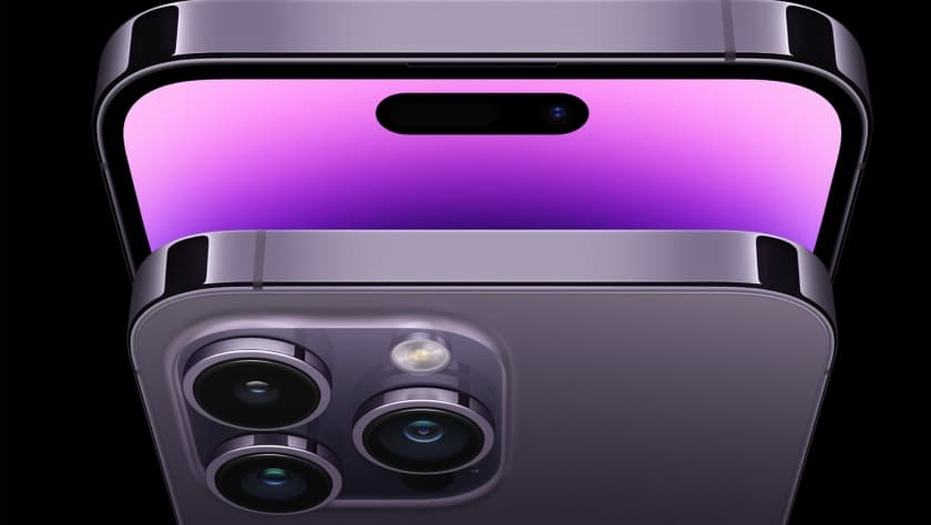El iPhone 14 Pro tiene más lentes en la cámara que los modelos básicos y que sí eliminan la controvertida muesca. La cámara frontal es híbrida y se añadió una misma función de 'action mode'.
<br>
<br>Tendrán un costo de $999 en la versión Pro y $1099 en la Pro Max.