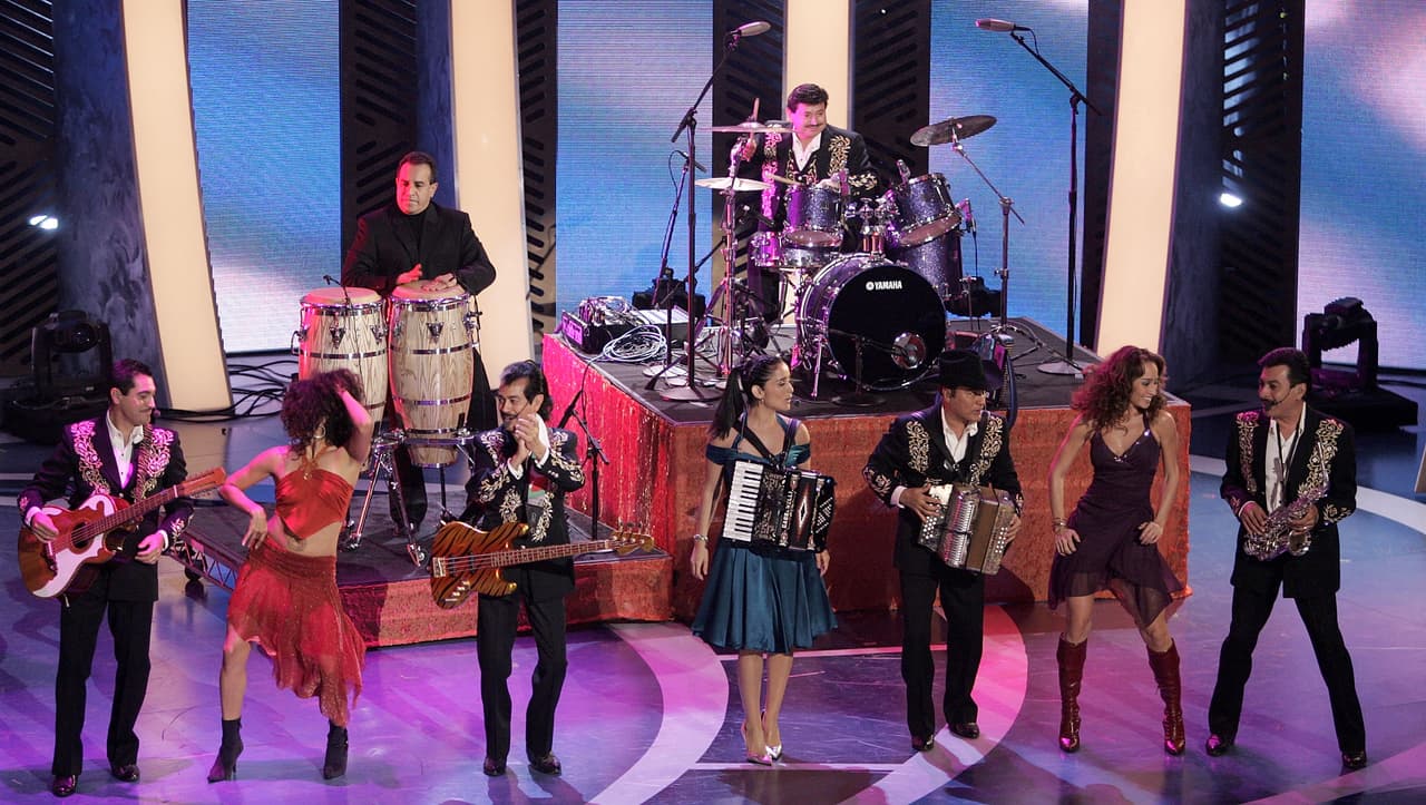 Este fue uno de los duetos más celebrados de esa edición. Julieta y Los Tigres marcaron con su talento esta fiesta.