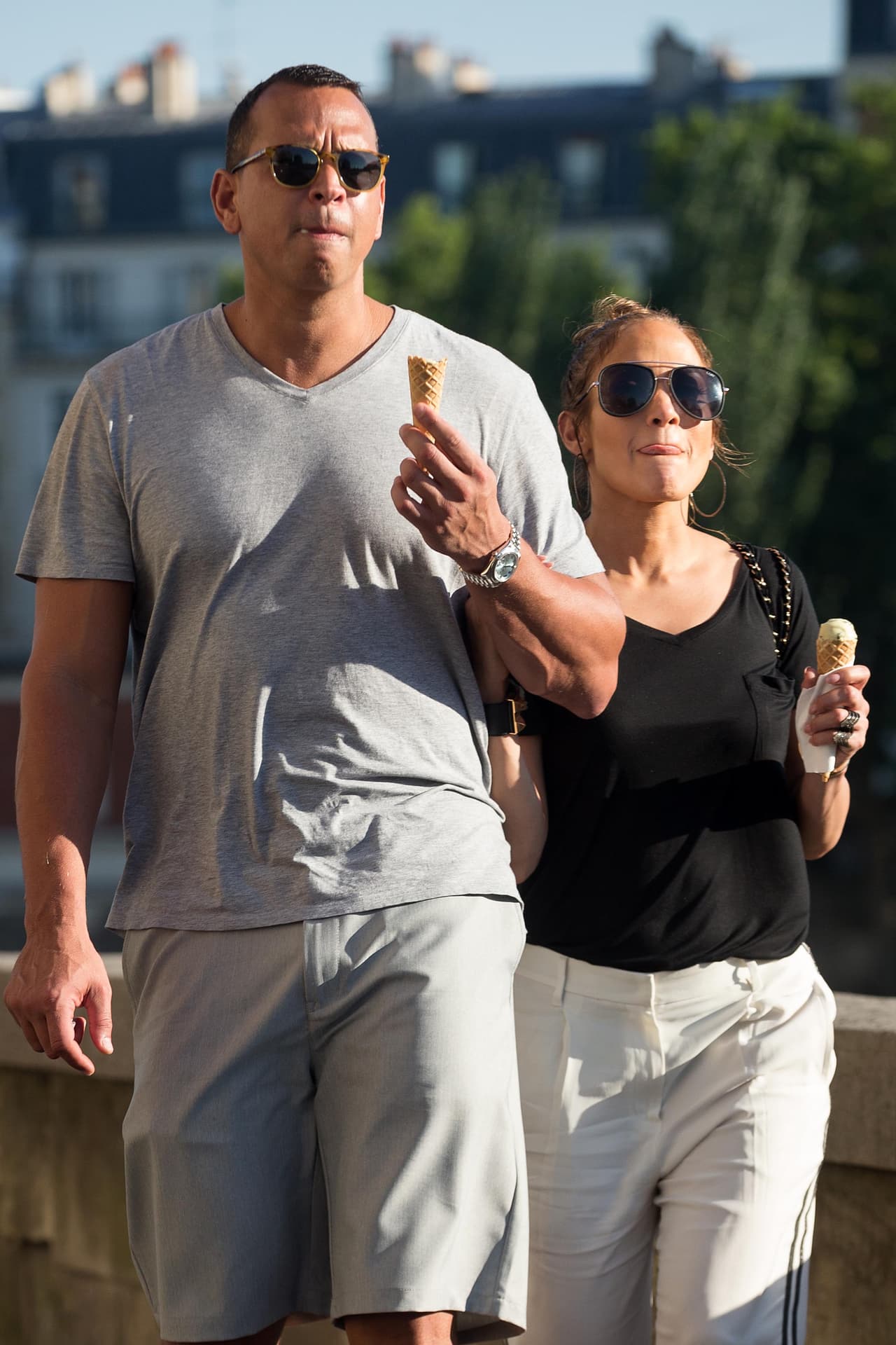 Con esas boquitas, ¿quién dijo calor?