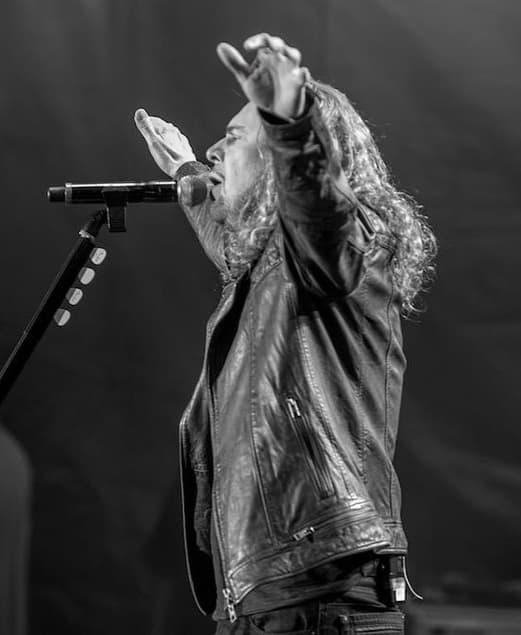 Fher Olvera, vocalista de Maná dijo que Trump es un hombre lleno de odio y al mismo tiempo reconoció el trabajo de los mexicanos en Estados Unidos.