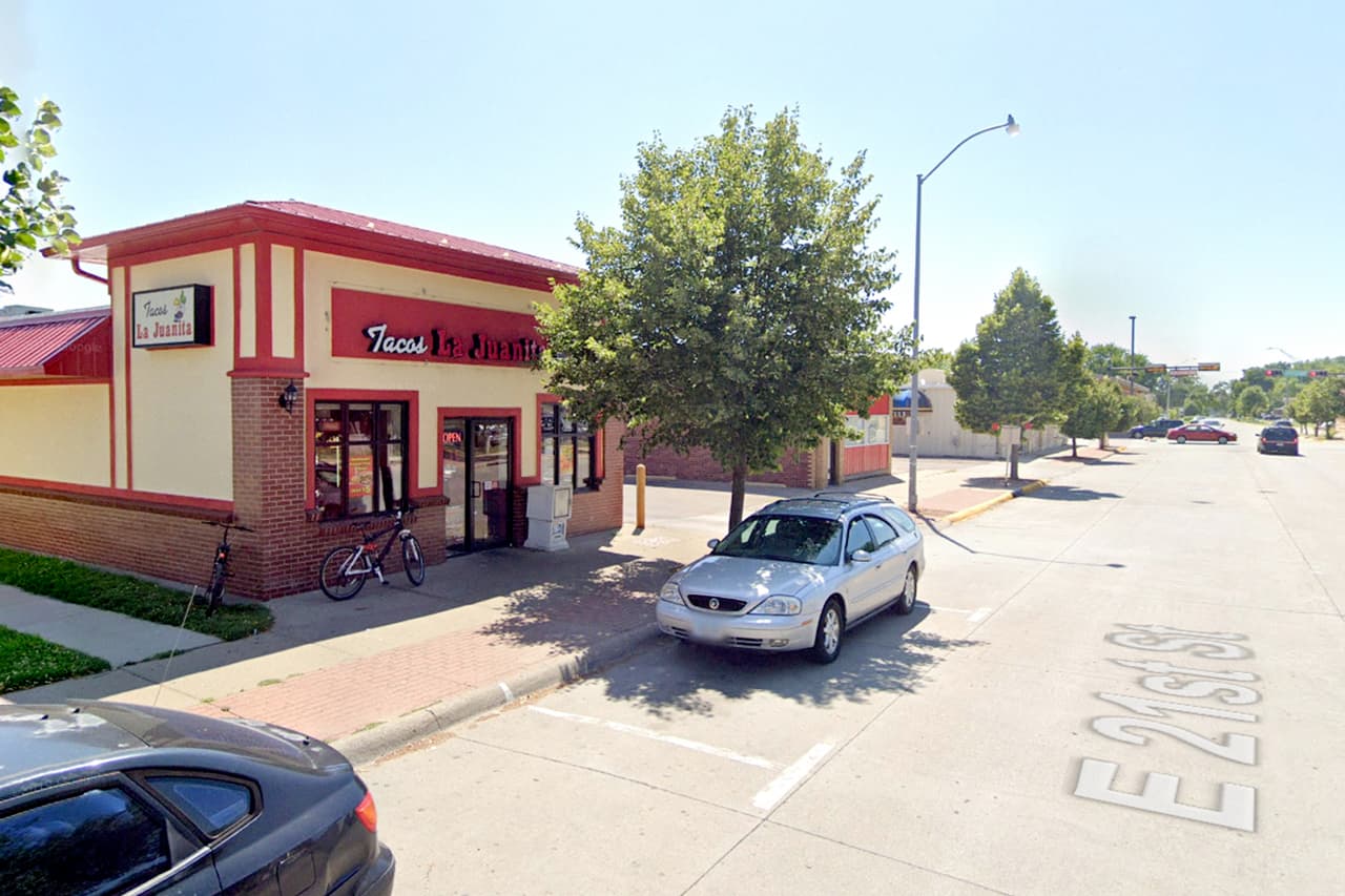 <b>Puesto 17: Dakota, Nebraska.</b> 195 muertos de covid-19 por cada 100,000 habitantes. El condado es habitado por 21,006 personas (según el censo de 2010) y es parte de Sioux City, un área metropolitana que ocupa partes de Iowa, Dakota del Sur y Nebraska.
<br>