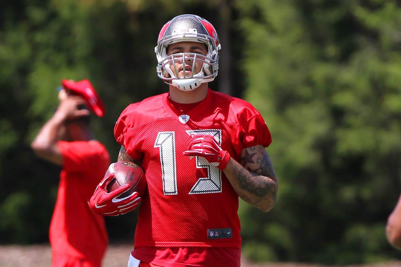 Mike Evans trabajó y aprendió de Randy Moss en este receso de temporada
