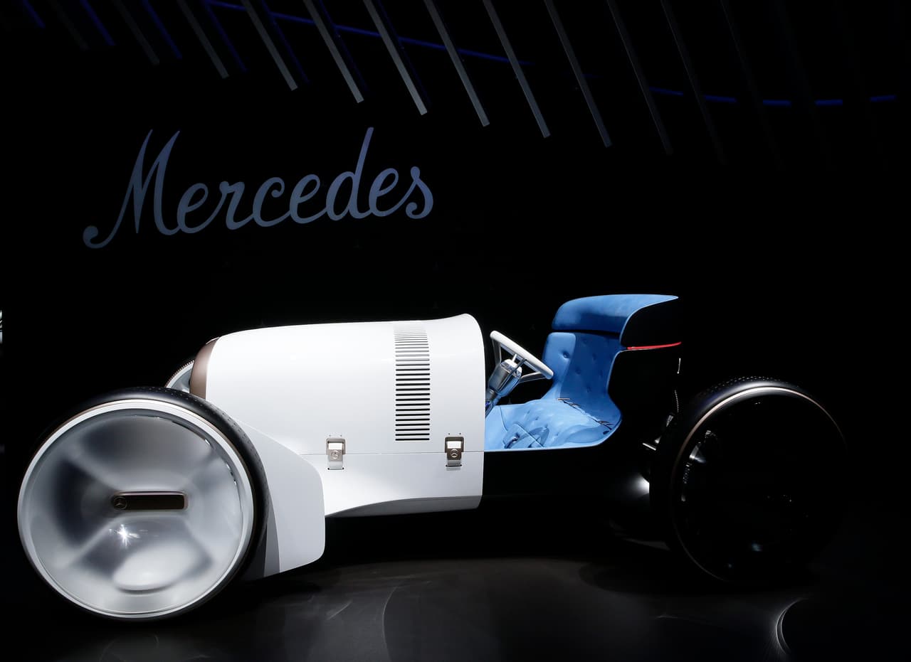 El auto conceptual Mercedes Simplex, inspirado en su Mercedes-Simplex original de 1903, también forma parte de la exhibición.