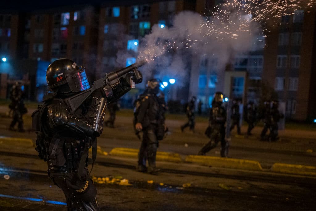 Según la Fiscalía, tres de los crímenes involucran a miembros de la fuerza pública. Pero una plataforma de derechos humanos encabezada por la ONG 'Temblores' da cuenta de 43 muertes en los que estuvieron involucrados agentes.