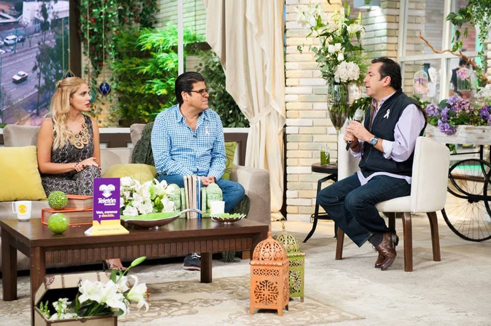 Lo mejor de las noticias del mundo con Eduardo Salazar.