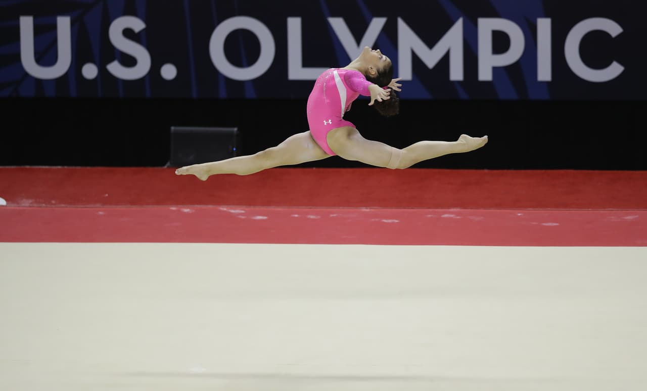 A pesar de ser la más jovencita del equipo es una de las mejor puntuadas y la de carácter más extrovertido.