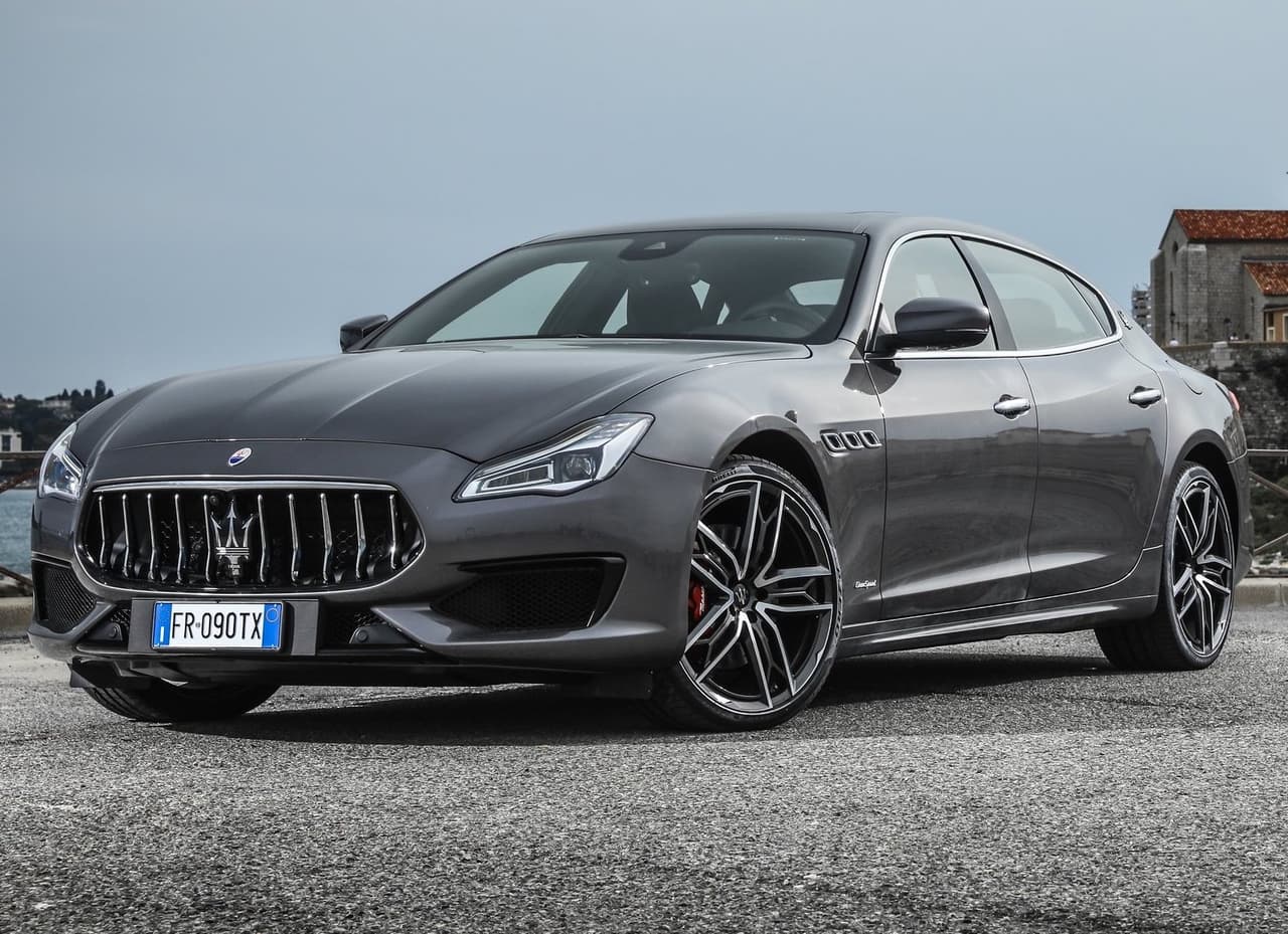 <h3 class="cms-H3-H3"><b>2 - Maserati Quattroporte</b></h3>
<br>
<br>
<b>Prima anual promedio: </b>4,062 dólares
<br>
<b>Aseguradora con la prima más barata: </b>Grange
<br>
<b>Aseguradora con la prima más cara: </b>Hanover