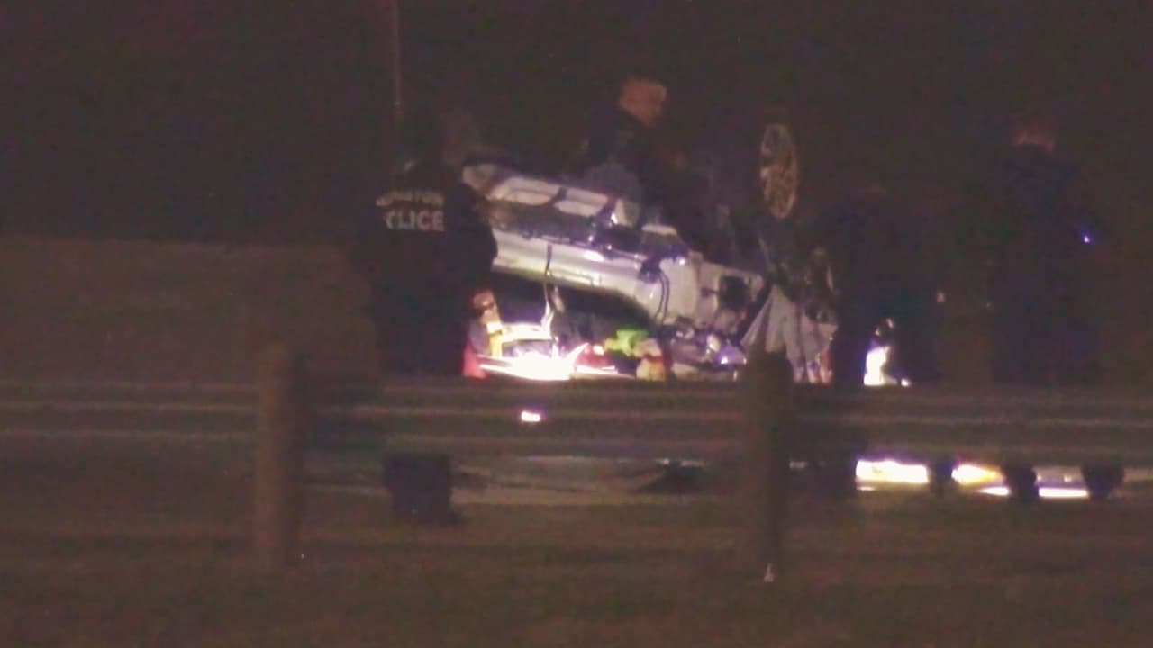 Persecución policial termina con dos sospechosos muertos y otros dos heridos al sureste de Houston