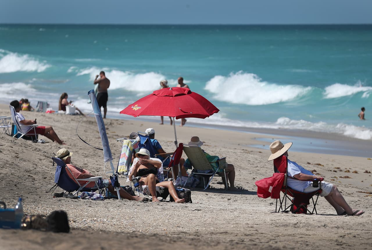 Estas playas de Florida ya están abiertas pero debe cumplir ciertas normas para bañarse en ellas