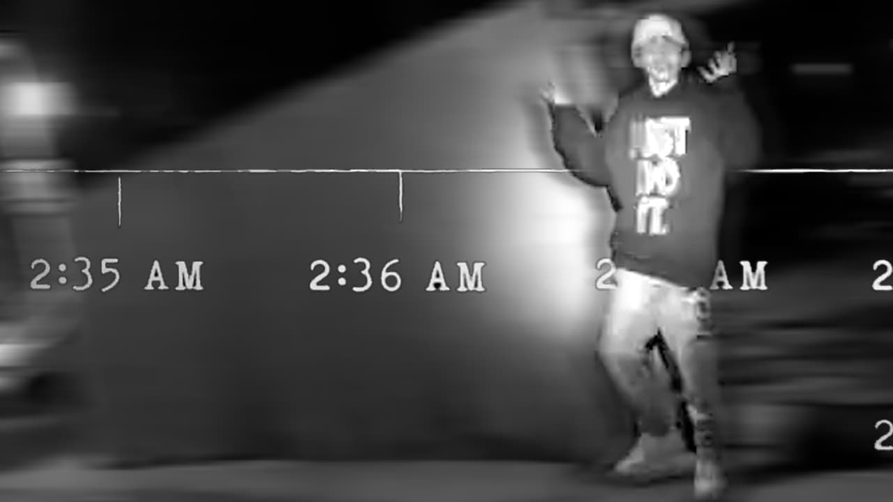 <b>En video: La muerte de Adam Toledo, minuto a minuto. </b>El joven Adam Toledo, de 13 años, murió por un disparo del oficial Eric Stillman. Todo quedó registrado en varias grabaciones de cámaras corporales y otros dispositivos. En ellas se ve cómo el joven tenía las manos en alto cuando fue baleado