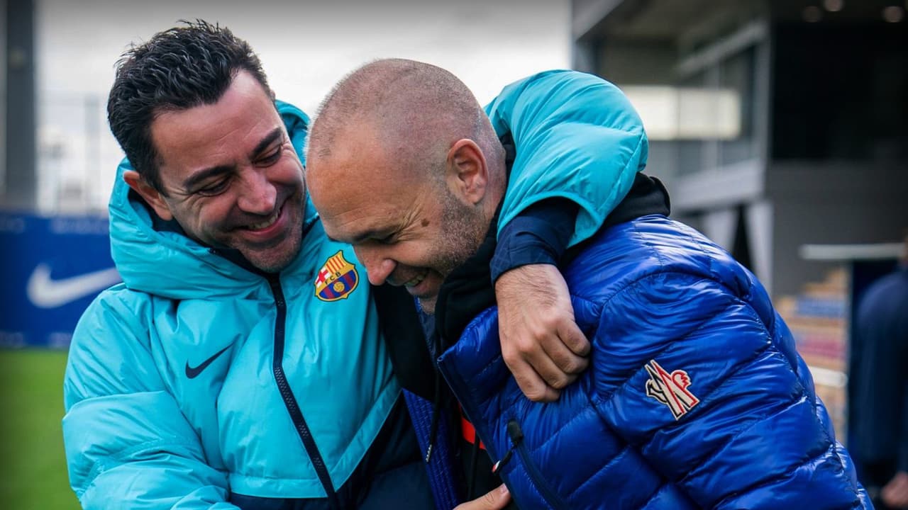 Iniesta: "Sufro por Xavi, si decidió dimitir es por el bien del Barça"