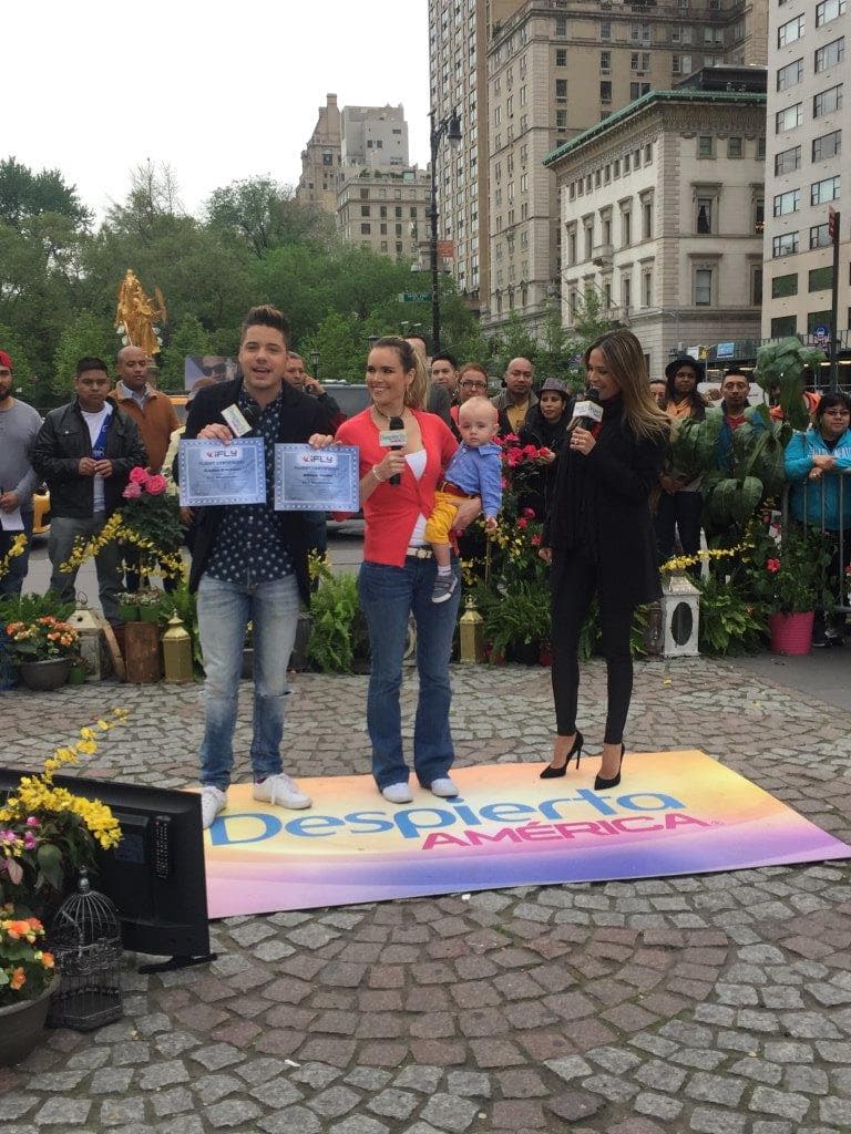 Cristina llevó a William a volar como los superhéroes.
