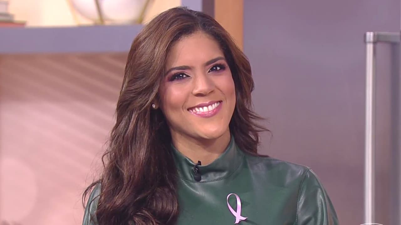 Tras el agradable fin de semana junto a su futuro esposo, Francisca llegó al show irradiando felicidad el pasado lunes.