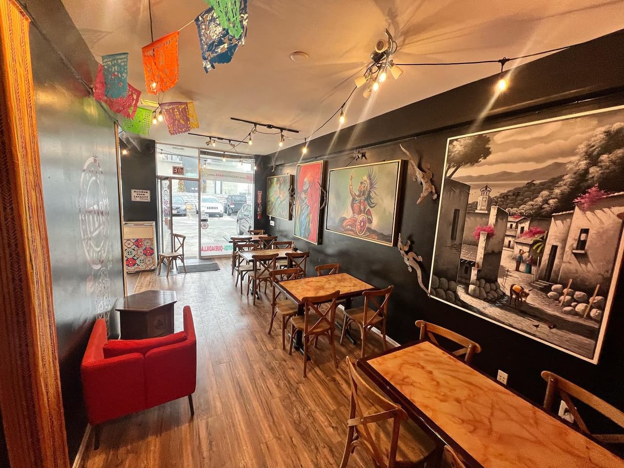 El objetivo de los hijos de Jesús es seguir creciendo y ser internacionales. Si quieres probar sus platillos puedes visitar su página www.tacosdonrafa.com y ver qué sucursal te queda más cerca.