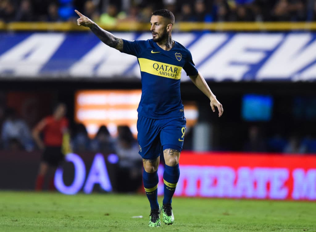 Sin embargo, Rayados pedirá por Maximiliano Meza la suma de 17 millones de dólares o, de lo contrario, deberán ceder a Darío Benedetto.