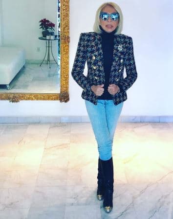 Ante el comentario de una seguidora al mencionar que en esas fotografías Laura se veía 'flaquita', ella respondió: "Mucho se reían de mí. Me decían Oliva, la mujer de Popeye. Y obvio aún no me había puesto 'bubis', pero igual me sentía regia y esa actitud es lo que cuenta".