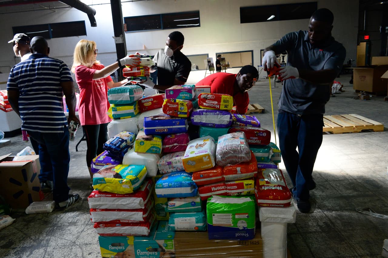 Un hombre pagó con un cheque falso más de 120,000 dólares por los almacenes para guardar insumos que iban a Puerto Rico