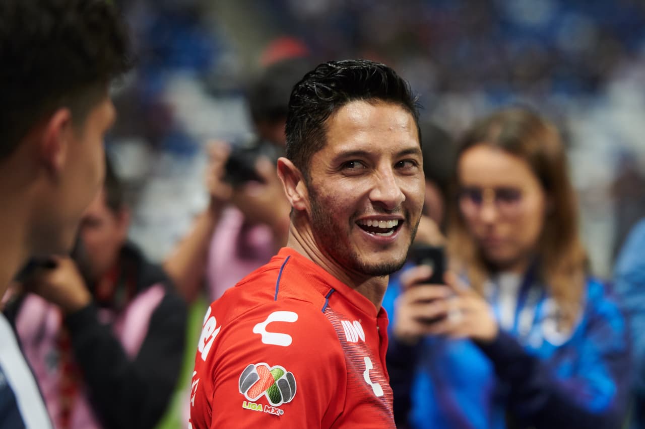 Ángel Reyna minimiza el título de goleo de Alan Pulido