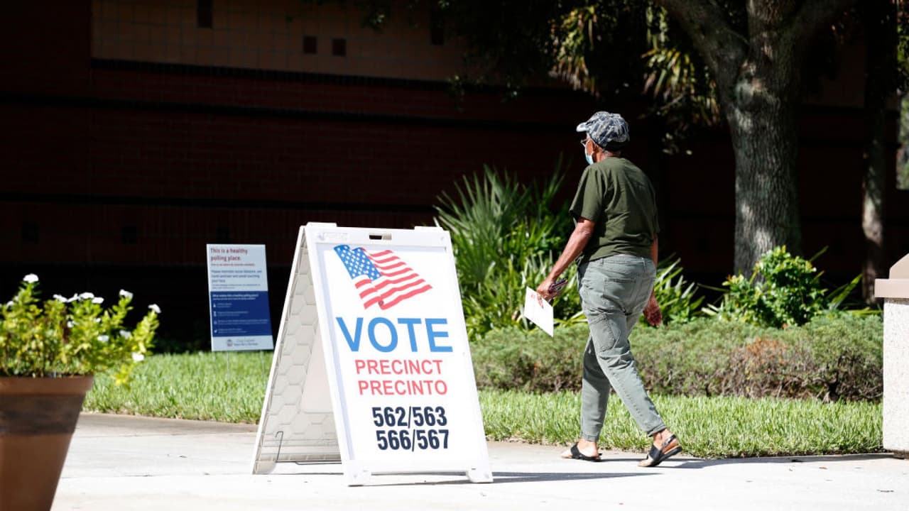 Condado Hillsborough vota por el No en el referéndum que crearía un impuesto para aumentar salarios de maestros