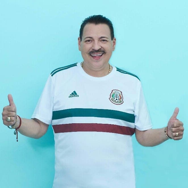 El artista se muestra optimista, pues los médicos le aseguran que si su organismo acepta el trasplante, tendrá una mejor calidad de vida: "Me garantizan que si acepto el trasplante, voy a vivir mi vida otra vez al cien por ciento".