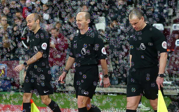 La canción de las burbujas data de 1920 y cruzó el Atlántico desde EEUU.