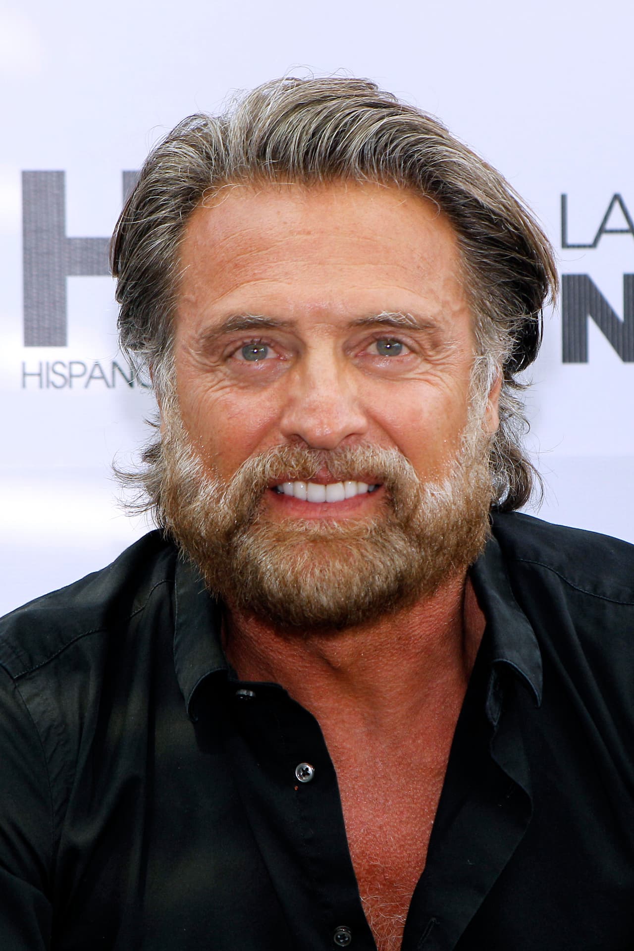 Luego bromeó y dijo que la paleta era de las que se vendían "de a 10 por 5" pesos (25 centavos de dólar).
<br>