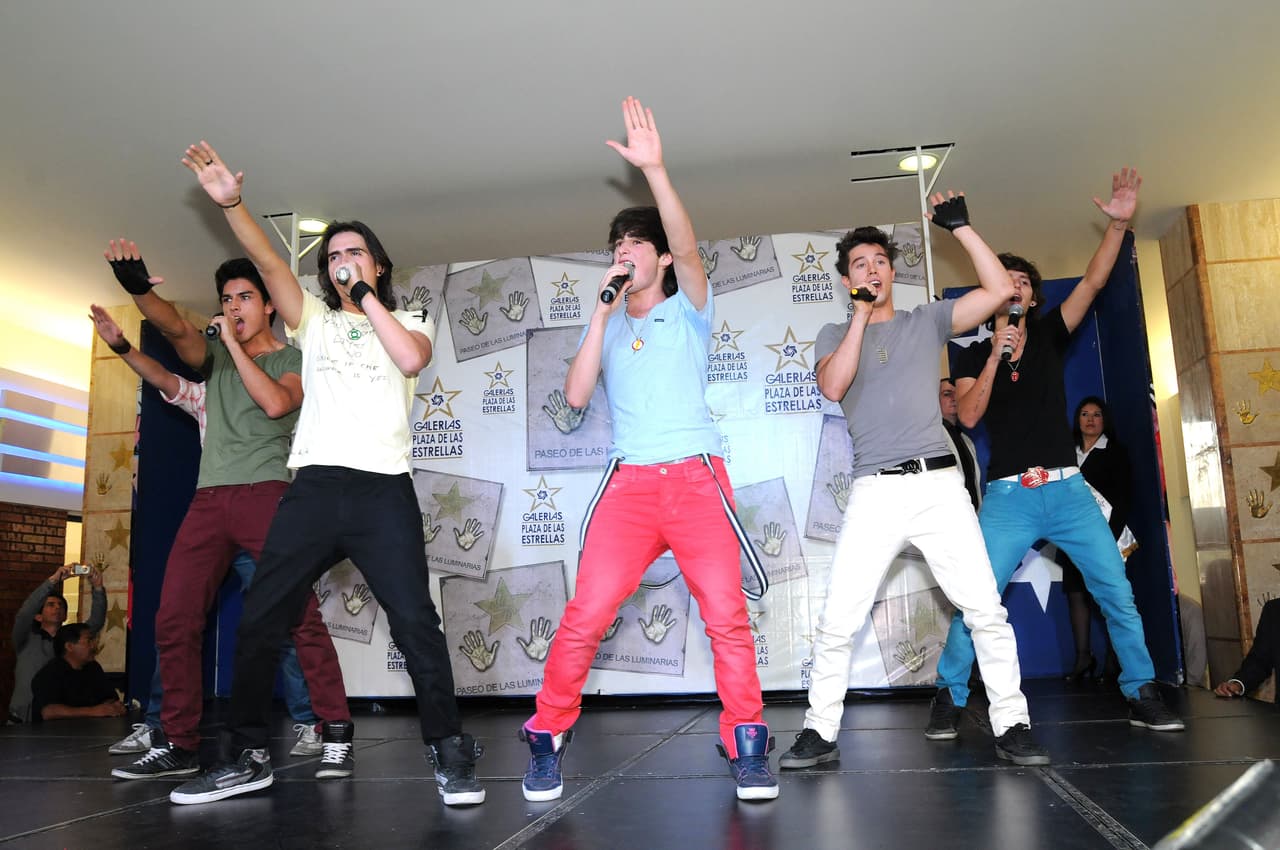 Sforza es otra de las bandas mexicanas que en este momento brilla y ha comenzado a tener bastante éxito entre las jovencitas.