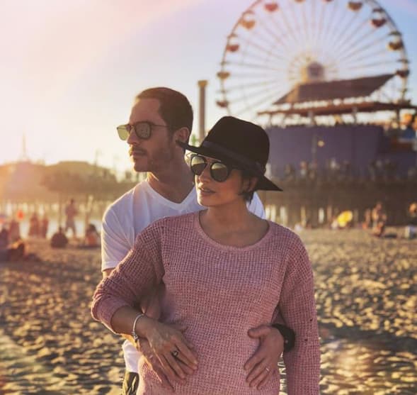 La actriz mostró durante estos nueve meses los avances de su embarazo, porque "le gusta presumir a todos que está embarazada" y es por eso que dejó ver su pancita.