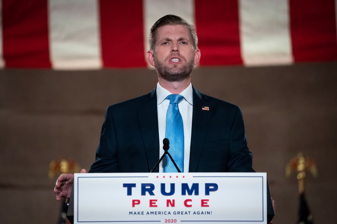 Eric Trump intenta retrasar su testimonio en investigación sobre negocios familiares hasta después de las elecciones