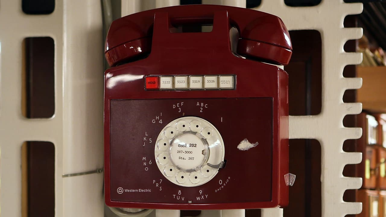 Tener teléfonos fijos