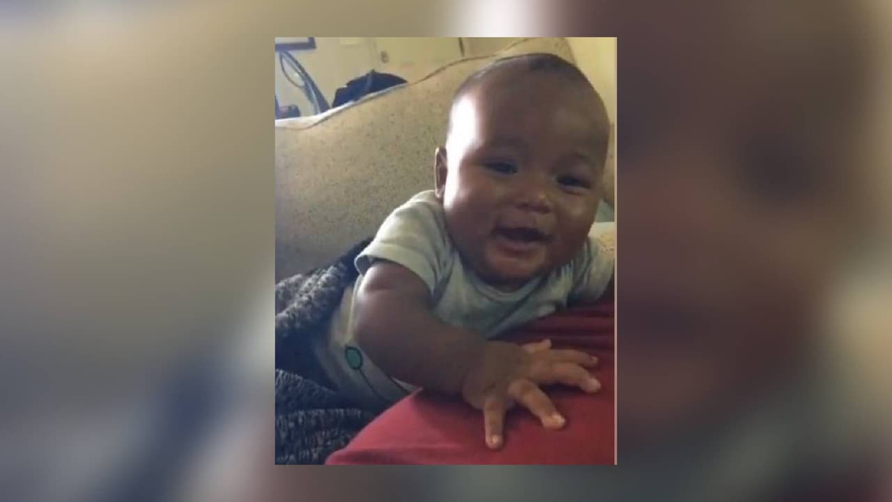 Asesinan de un disparo a niño de 9 meses en Merced cuando paseaba con su madre