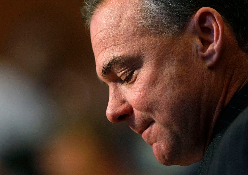 Kaine, el "arma" de Clinton en español