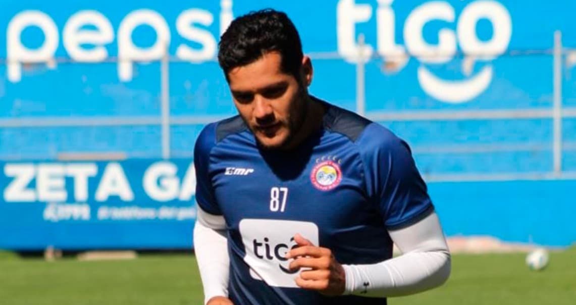 Javier 'Chuletita' Orozco se fue expulsado y el Xelajú, eliminado