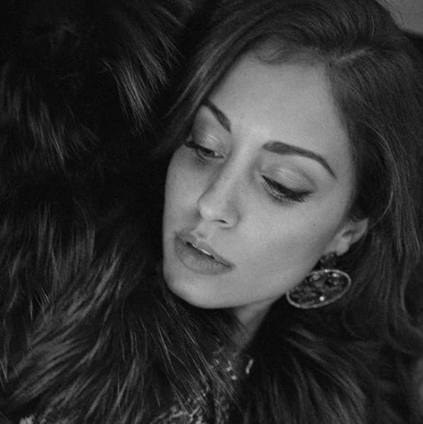 Hiba Abouk: La 'princesa' de origen árabe llega a conquistar América