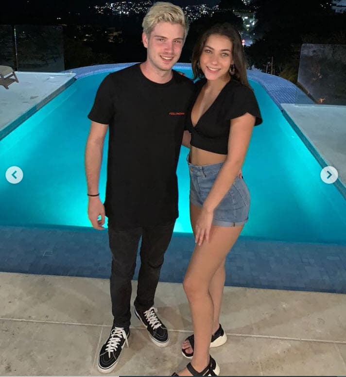 La pareja terminó en 2017. Desde entonces, al joven no se le conoció ninguna otra relación hasta ahora con Yulianna De Sousa.
<br>