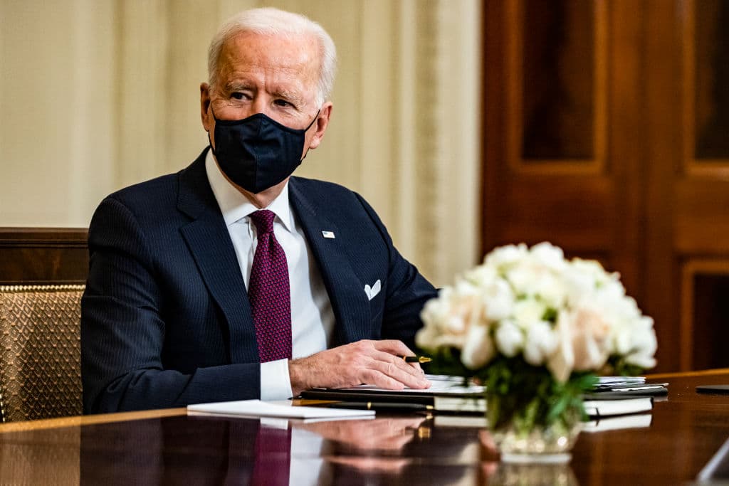 Lo que ha cumplido Biden (y lo que no) en sus primeros 50 días en la Casa Blanca