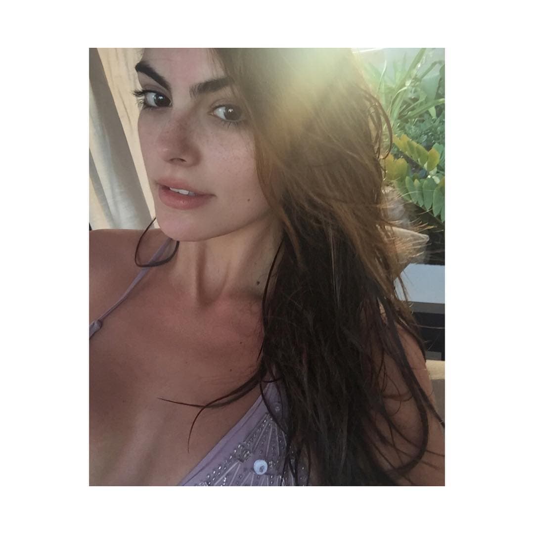 "Somos miles de mujeres compartiendo un mismo sentimiento al perder un bebito. Gracias infinitas por tantos mensajes de amor para mi familia y para mí. Estoy muy agradecida por recibir tanto cariño de parte de ustedes. Somos muchísimas que tenemos un bebé estrella en el cielo", puntualizó Ximena.